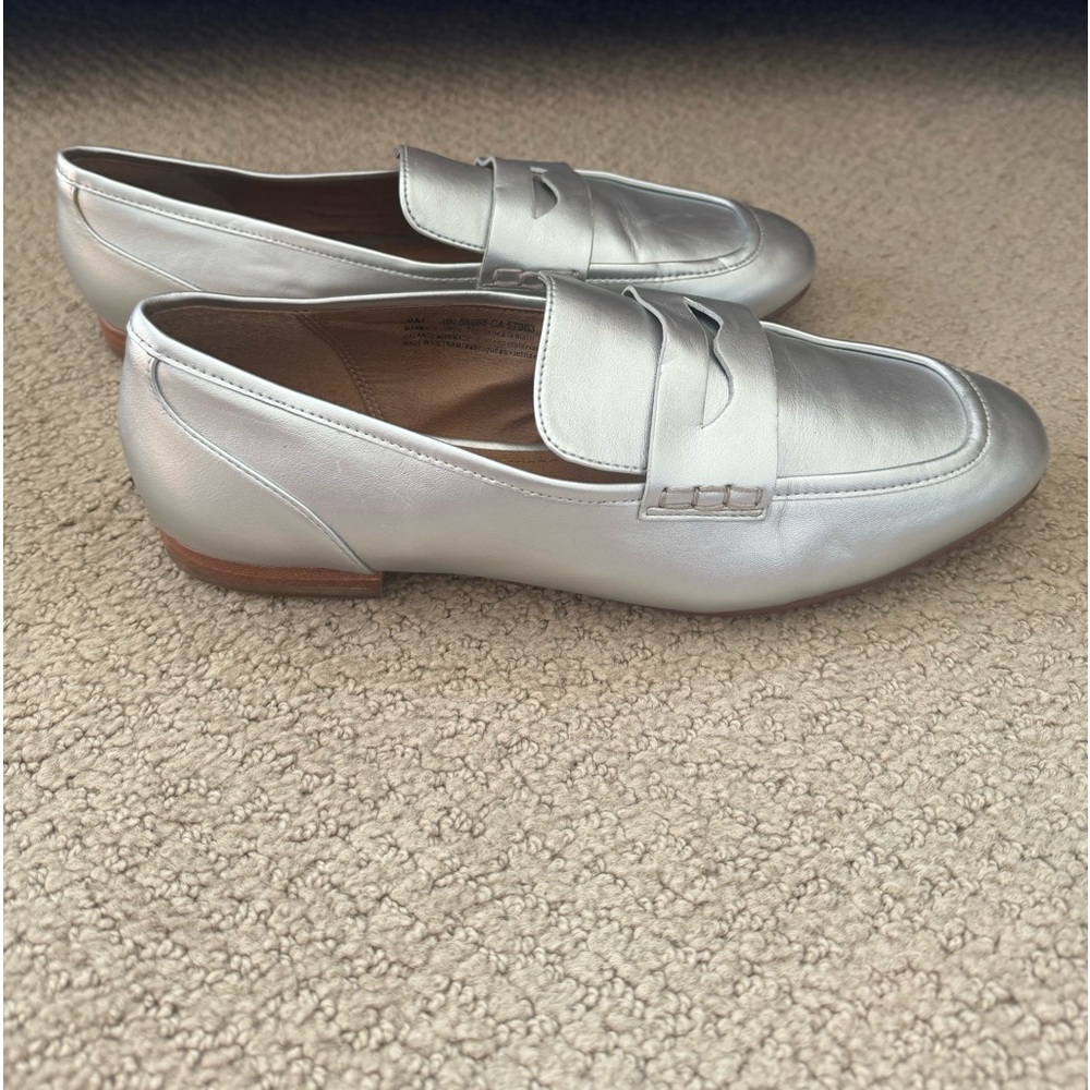 Women’s Silver Penny Loafers Sz. 9M